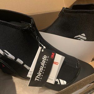 BRAND NEW Alpina T-10 XC Ski Boots in Black/White/Red - Size 43